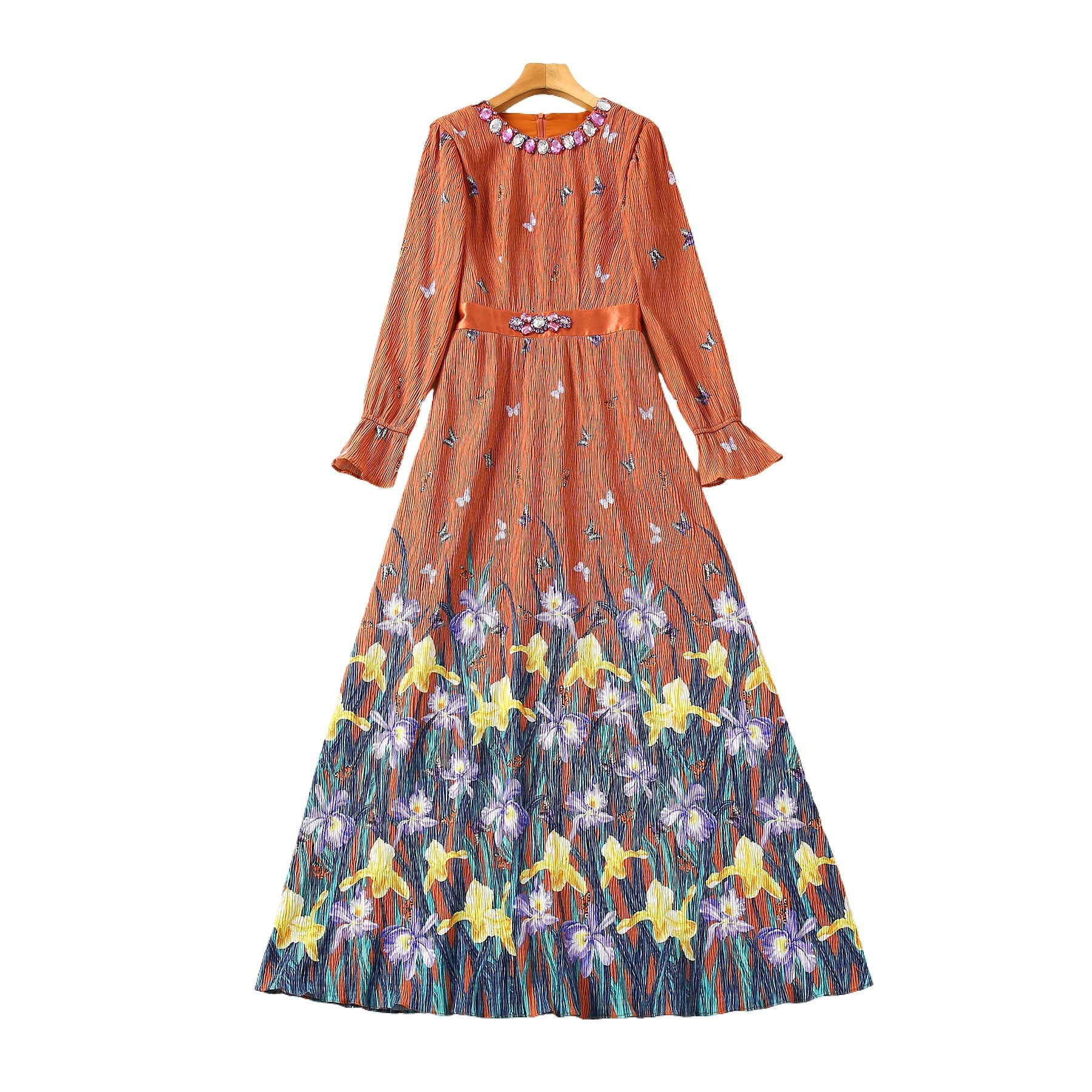 Elegante vestido de manga larga con cintura adornada