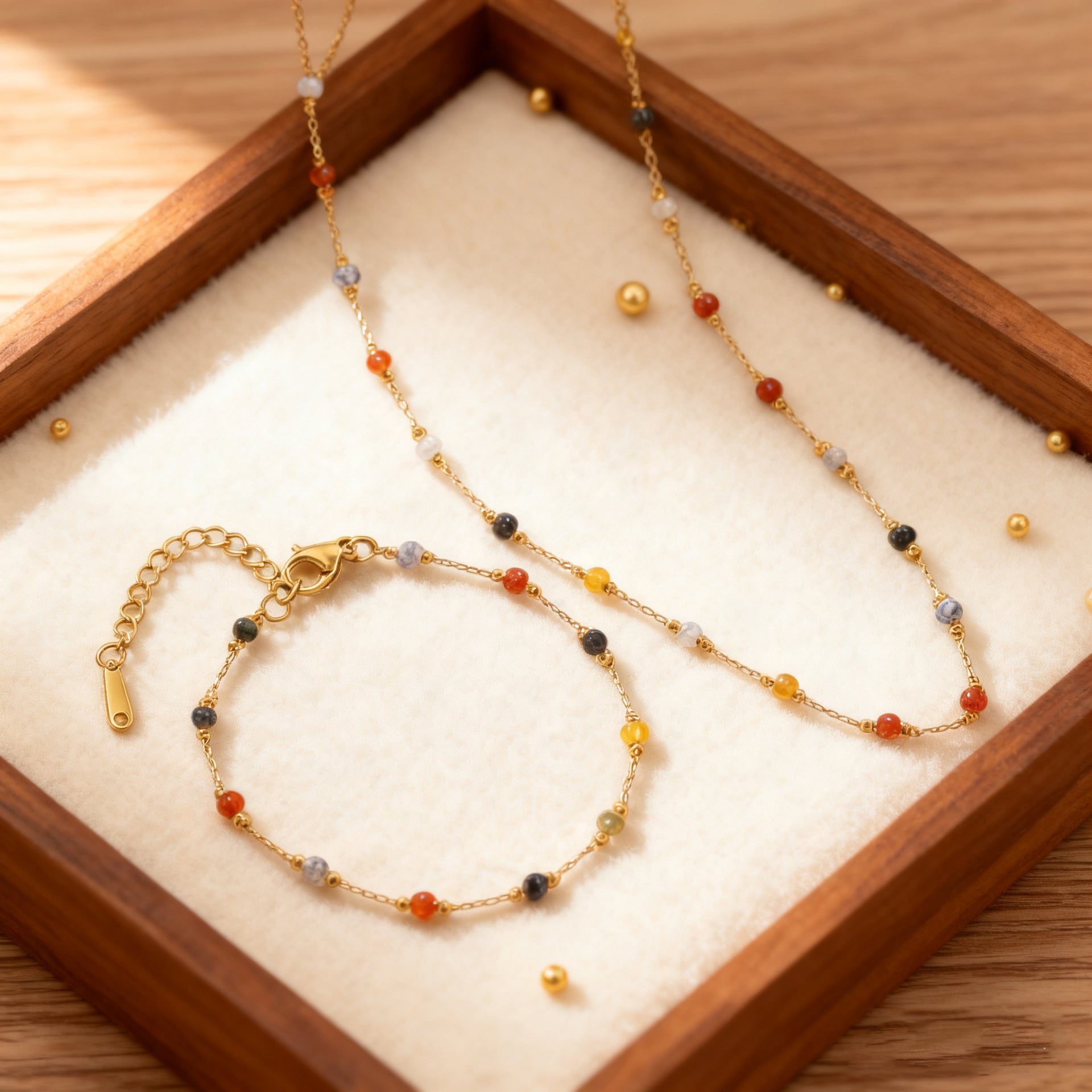 Pulsera con dije de corazón de piedra natural