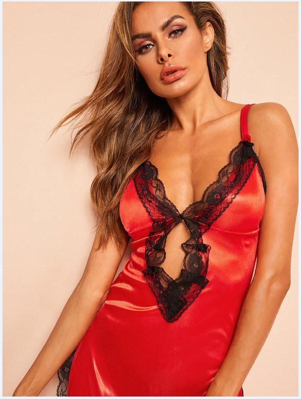 Camisón de verano ligero con tirantes finos