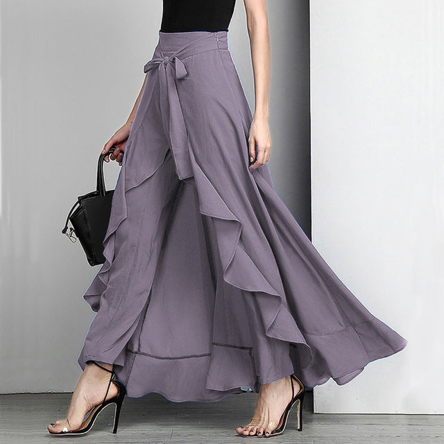Pantalones lisos con cintura ajustable y ribete con volantes