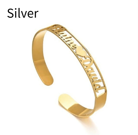 Pulsera personalizada de acero inoxidable con inicial