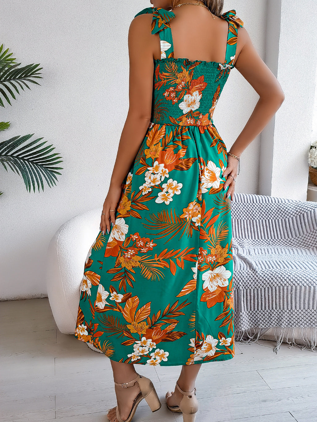 Floral Long Dress with Straps and Defined Waist