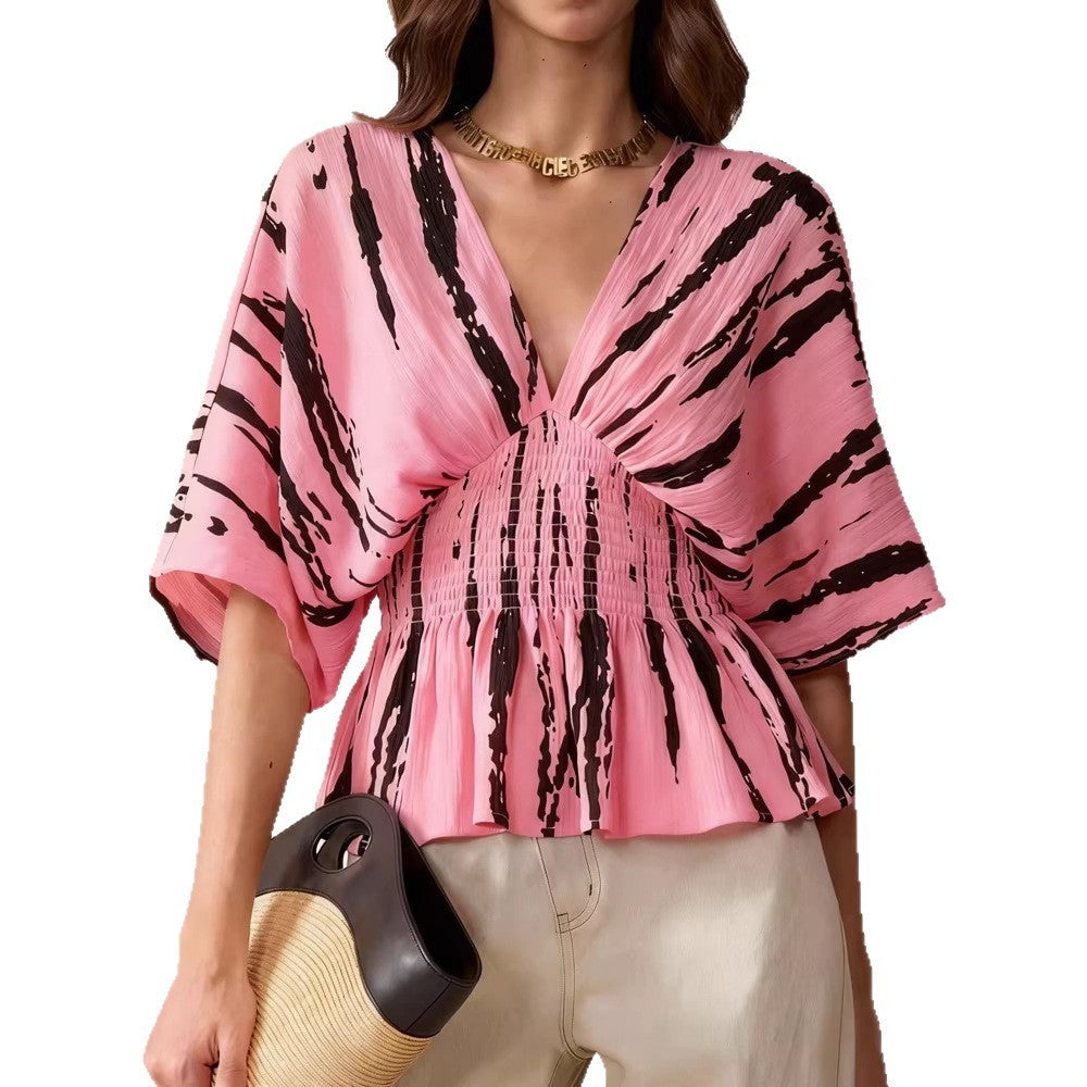 Loose Printed V-Neck Top with 3/4 Sleeves