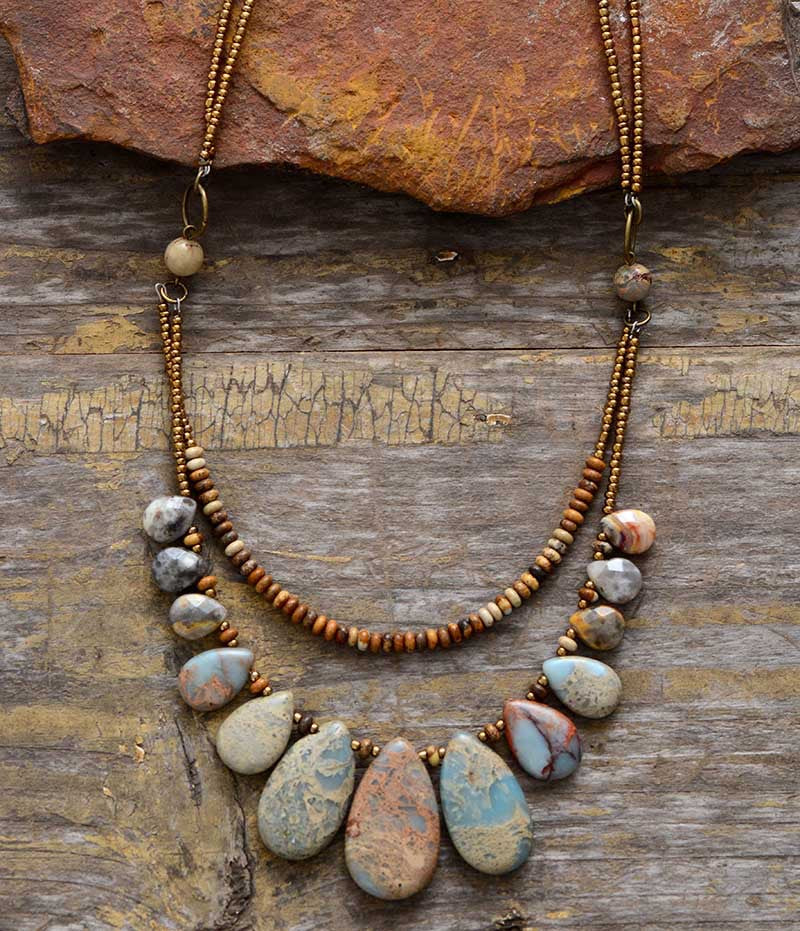 Collar con colgante de piedra natural de alta calidad