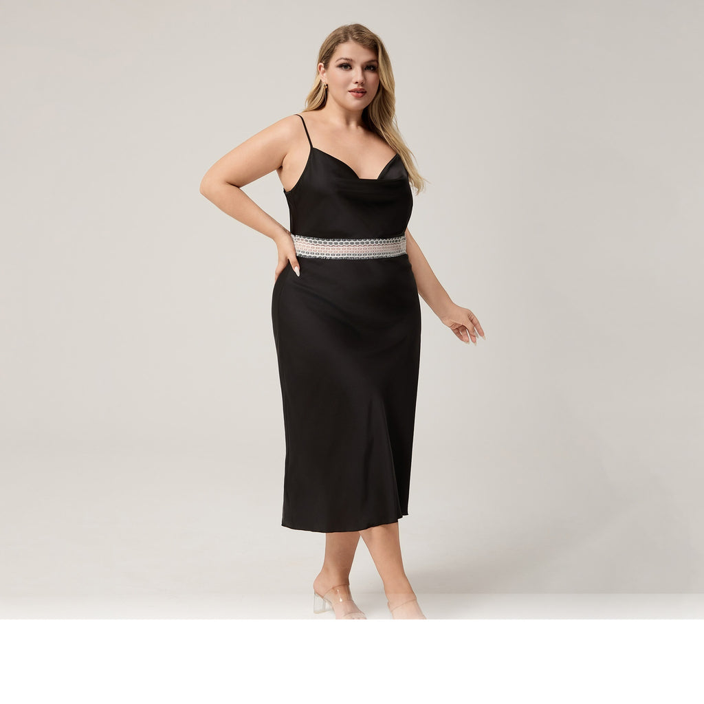 Camisón de satén talla grande con tirantes finos