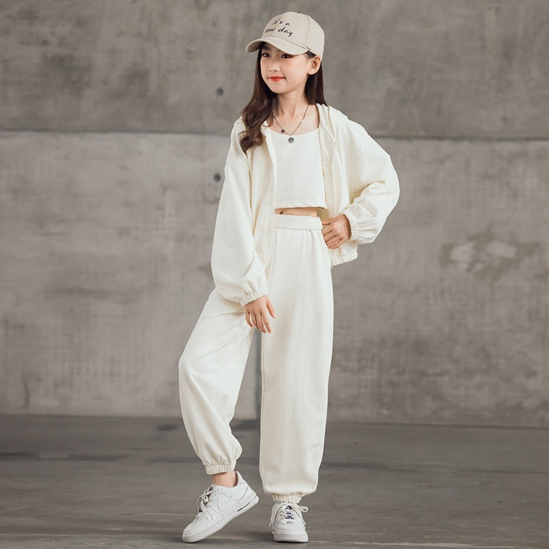 Girls’ Korean-Style Three-Piece Sportswear Set