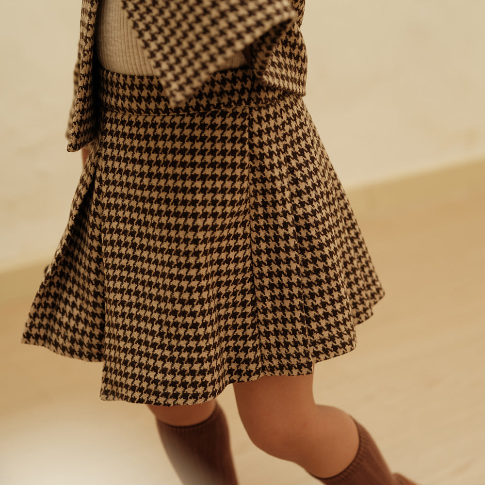 Girls’ Classic French-Style Two-Piece Se