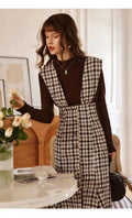 Checkered Set: Square Neckline Top and High-Waisted Mermaid Skirt