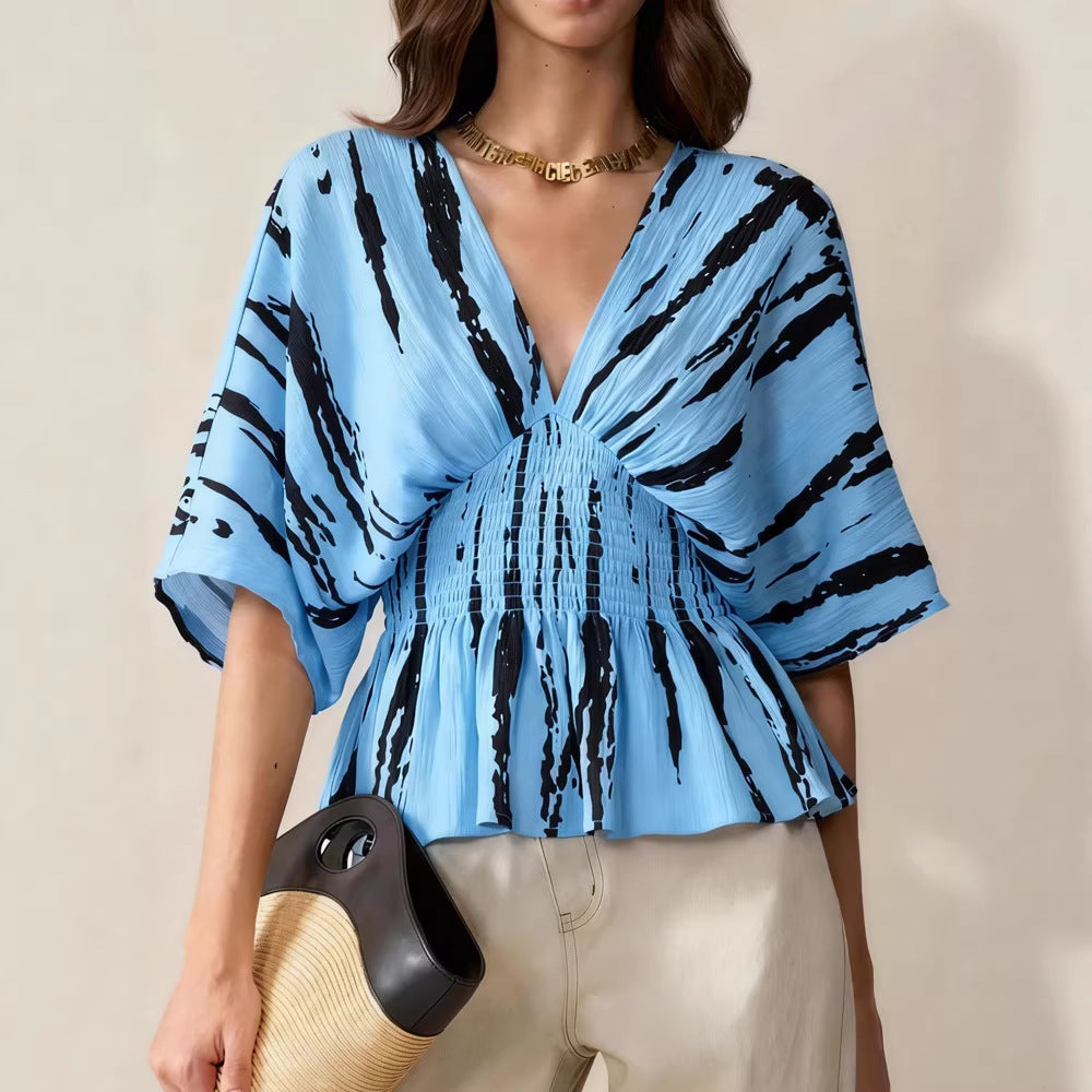 Loose Printed V-Neck Top with 3/4 Sleeves