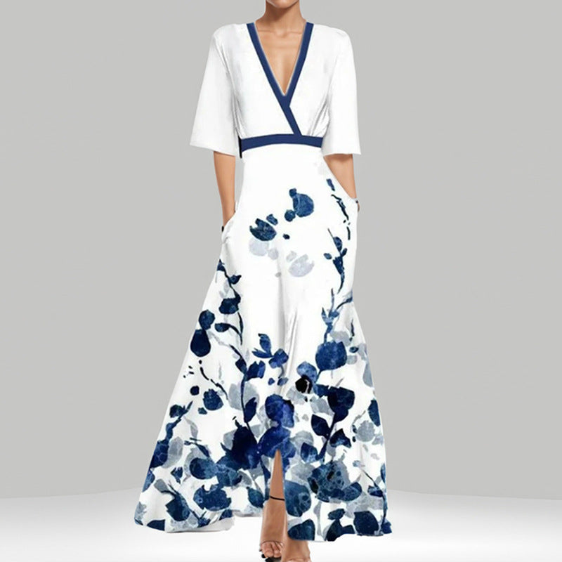 Vestido estampado con cuello en V y manga tres cuartos