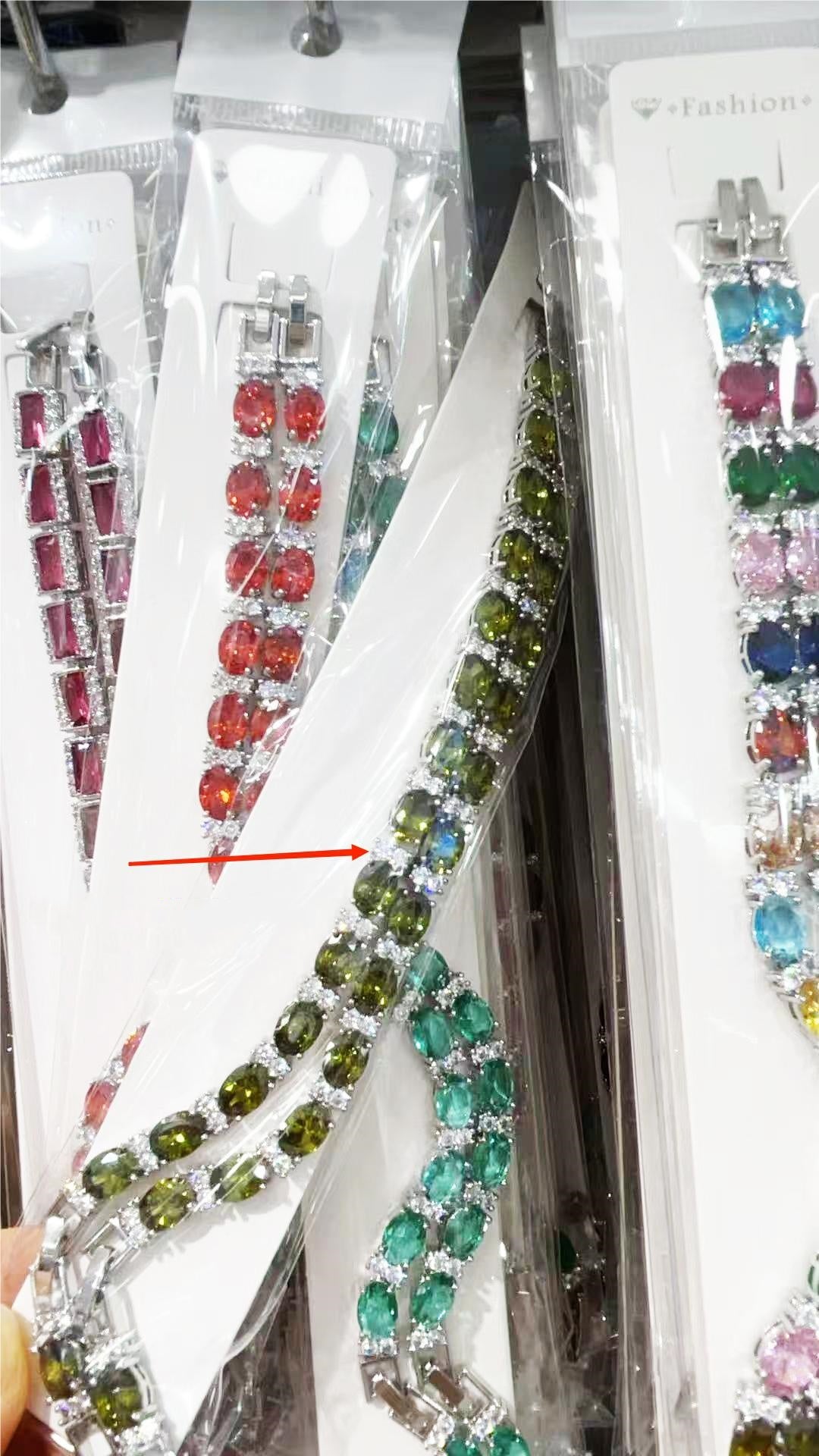 Pulsera sencilla de circonitas de cristal