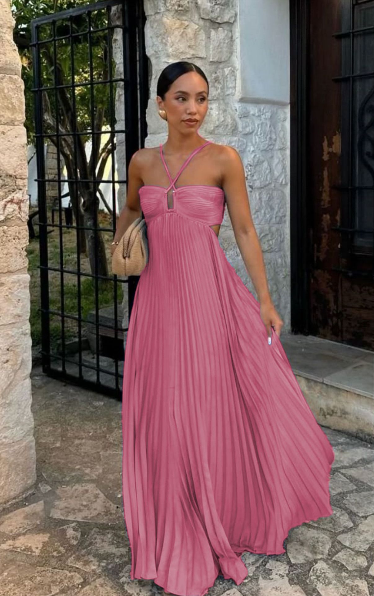 Vestido largo plisado de cuello halter y talle alto